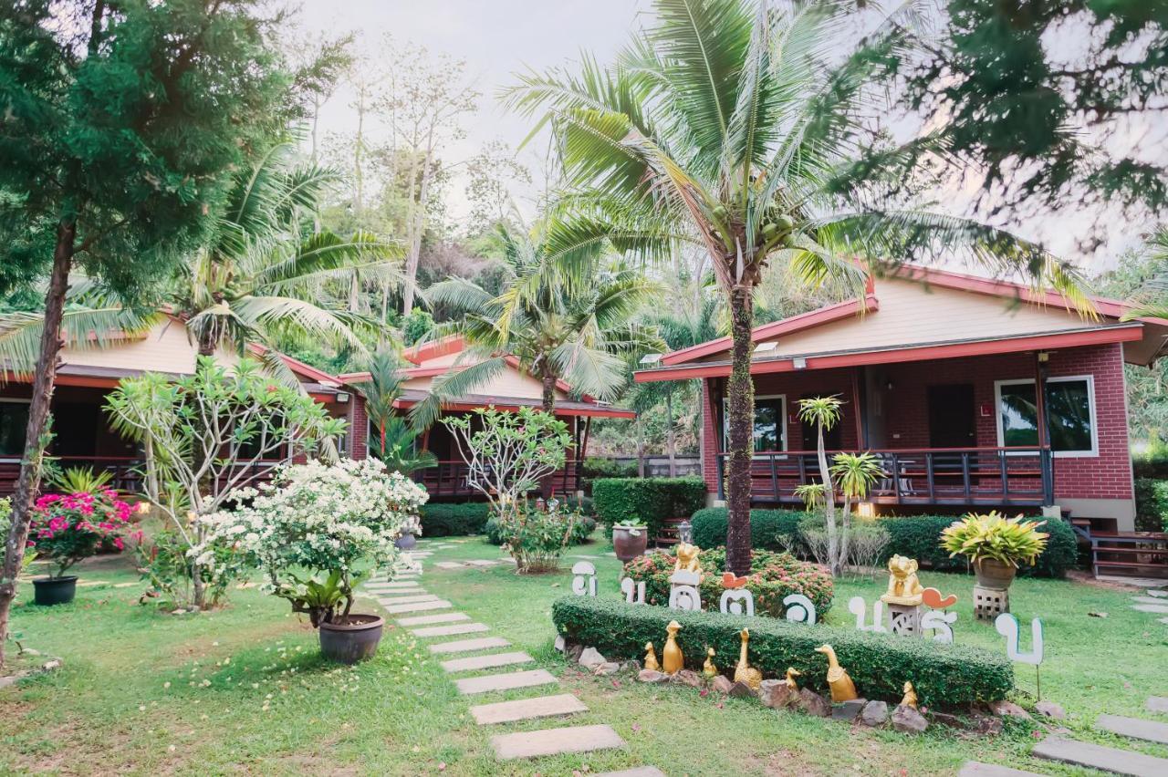 Siray Green Resort Phuket Exterior foto